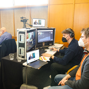 SONNTAGSBLATT, Gerd Neuhold