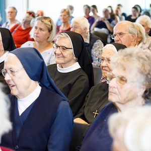 SONNTAGSBLATT, Gerd Neuhold